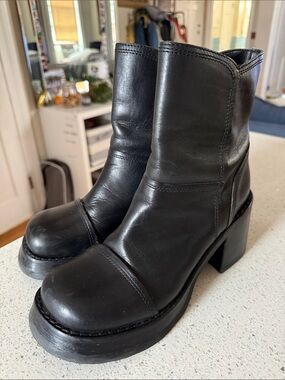 Vintage Leather Diba Black Chunky Heel Ankle Boots